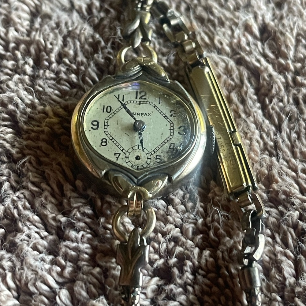Vintage Fairfax 12K Gold Filled Ladies Windup Wristwatch with Chain Band
